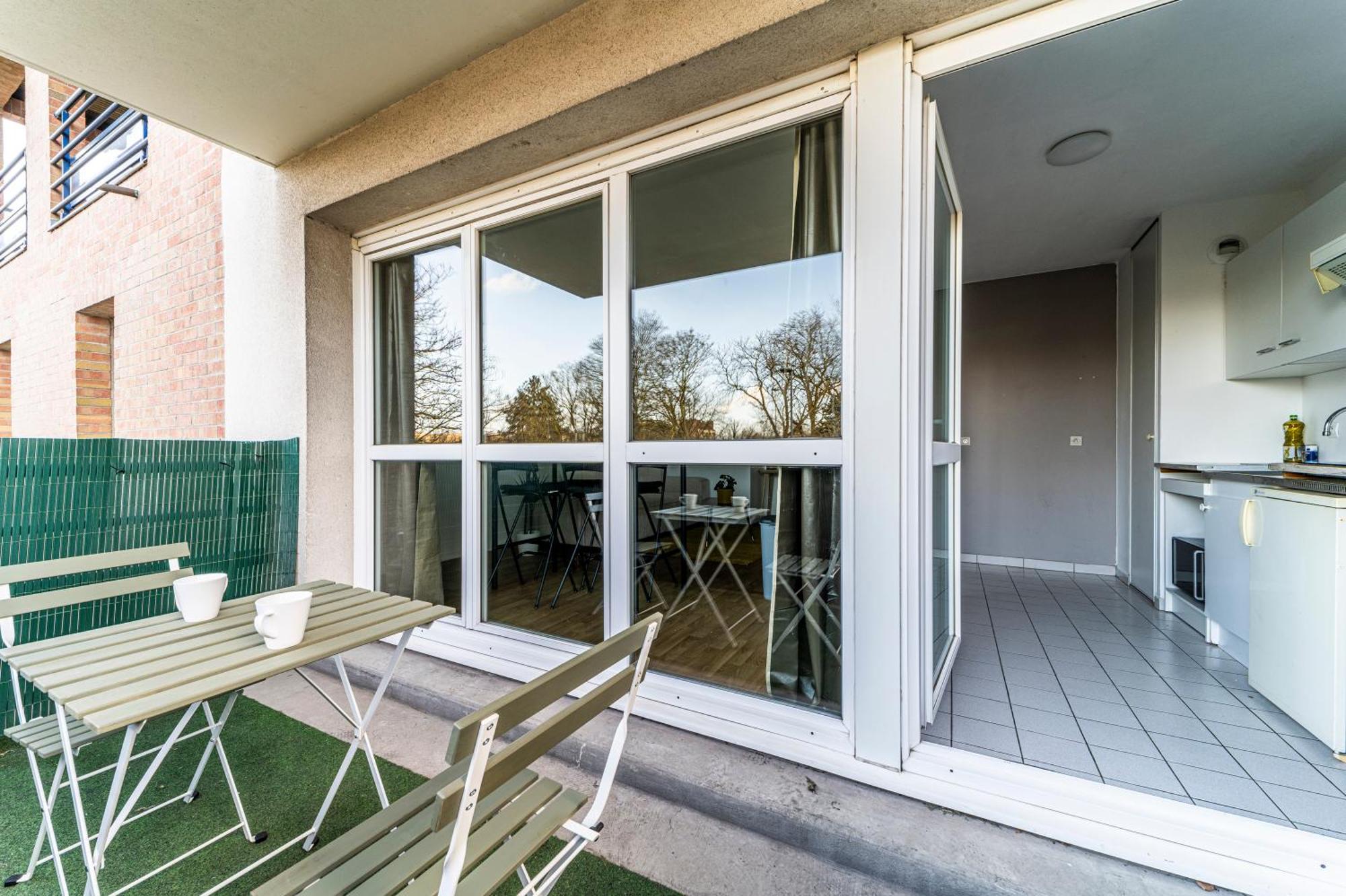 T2 Avec Terrasse Citadelle Apartment Lille Ngoại thất bức ảnh